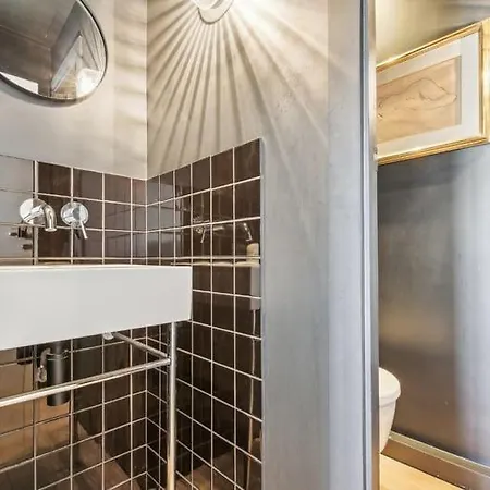Avec Balcon Design Par Fleur Delesalle 6 Pers * Paris