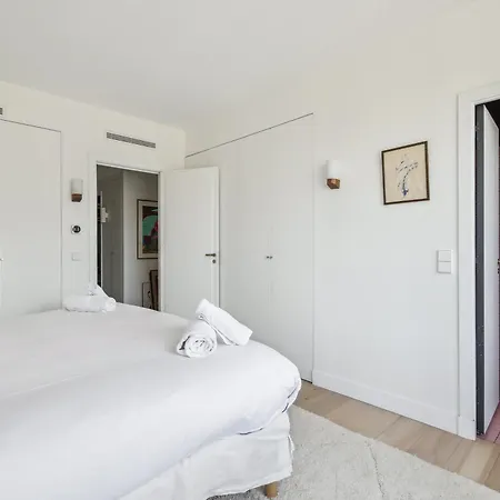 Avec Balcon Design Par Fleur Delesalle 6 Pers Daire